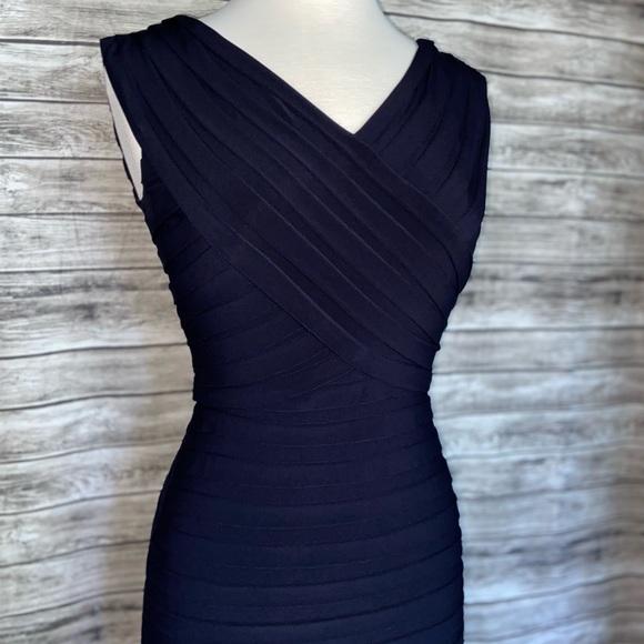 ADRIANNA PAPELL Blue Striped Bodycon Dress Size 6 - Picture 2 of 7